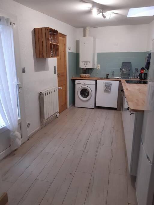 Charmante Maison Renovee, Proche Lac Et Centre-Ville Л'Иль-Журден Экстерьер фото