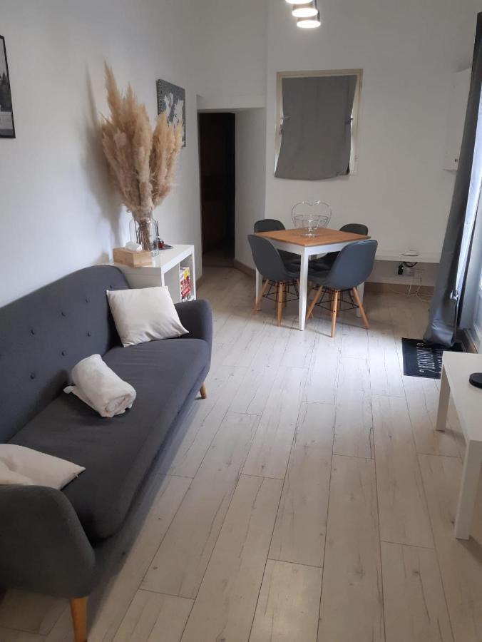 Charmante Maison Renovee, Proche Lac Et Centre-Ville Л'Иль-Журден Экстерьер фото